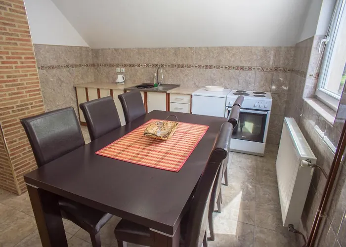 Apartments Dedeic